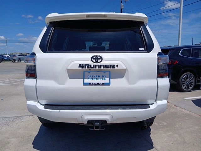 Used 2021 Toyota 4Runner SR5 Premium w/ Moonroof Package AWD/4WD image 8