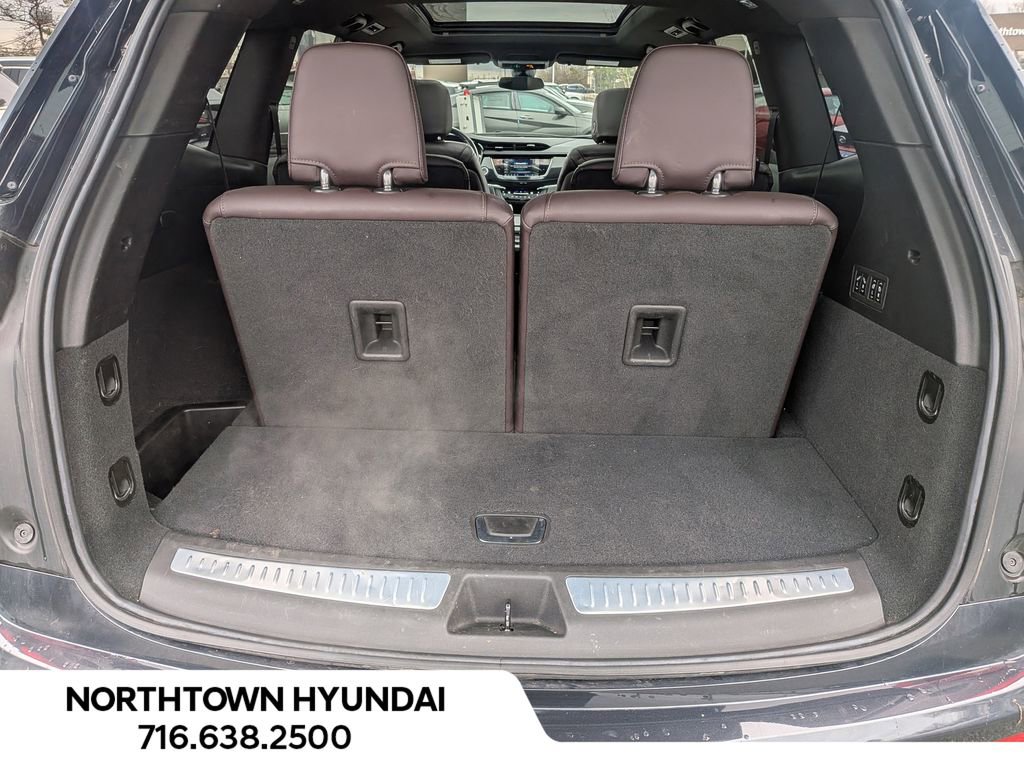 Used 2023 Cadillac XT6 Premium Luxury image 33