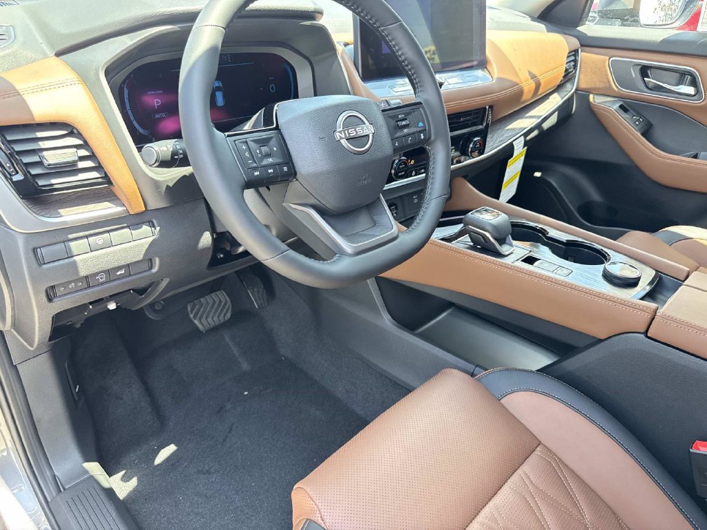 New 2026 Nissan Rogue Platinum AWD/4WD image 22