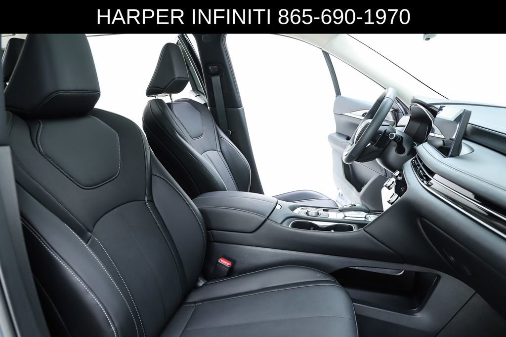 Certified 2026 INFINITI QX60 Luxe w/ Cargo Package AWD/4WD image 36