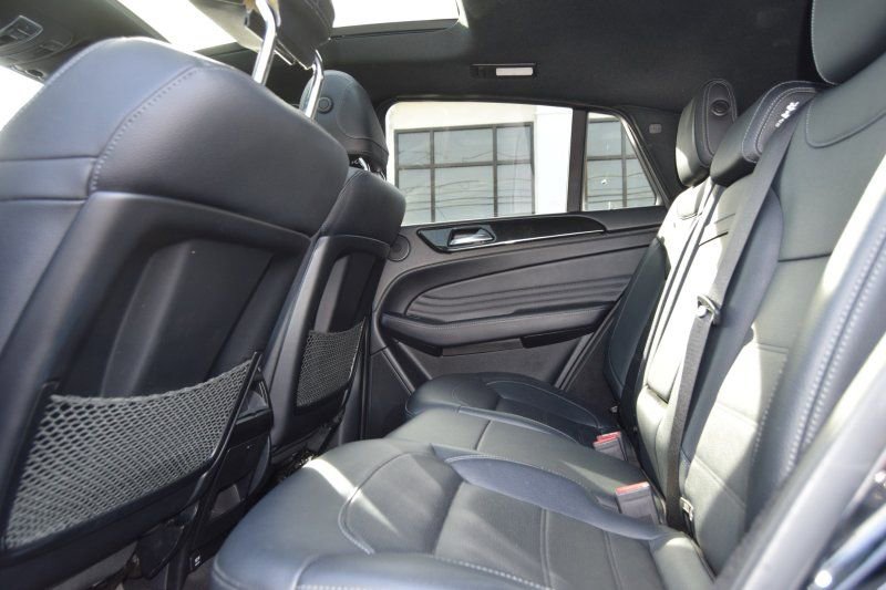 Used 2019 Mercedes-Benz GLE 43 AMG 4MATIC w/ Premium 3 Package image 29