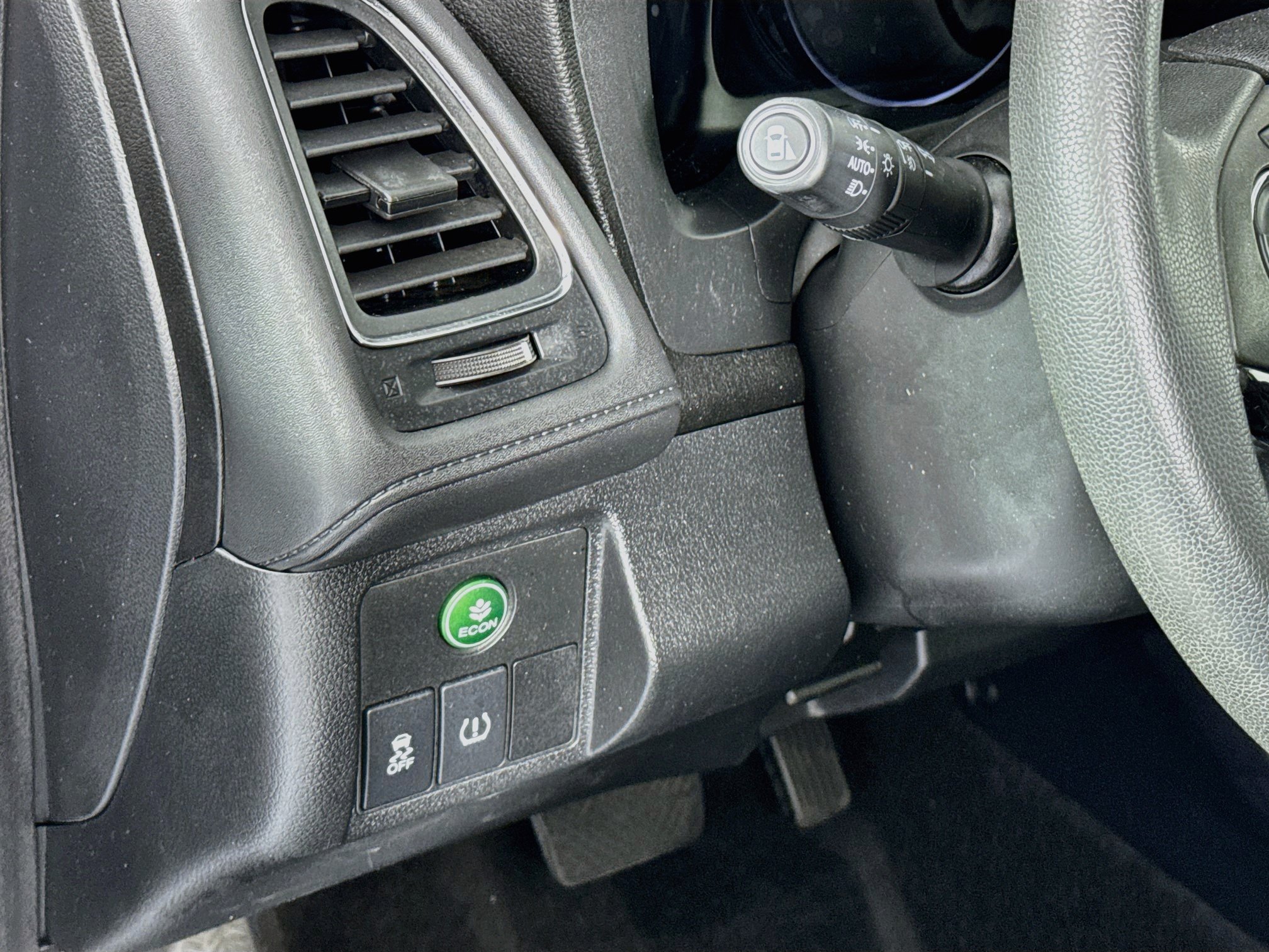 Used 2016 Honda HR-V EX image 10