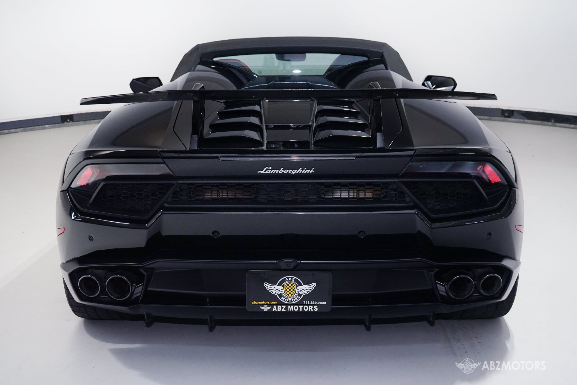 Used 2019 Lamborghini Huracan LP 580-2 RWD image 8