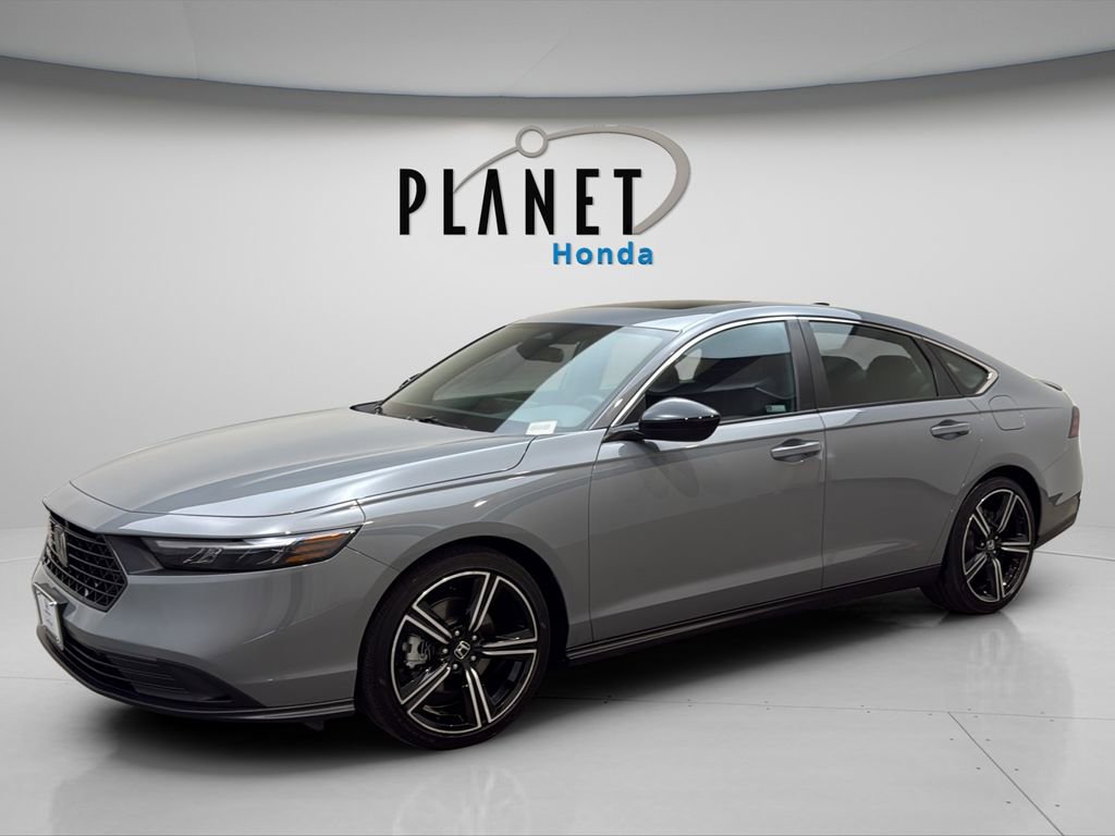 Certified 2023 Honda Accord Sport image 3