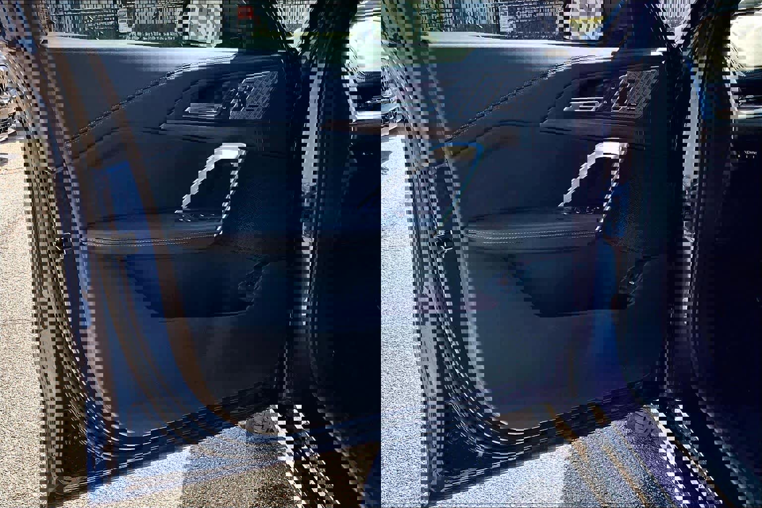 Used 2025 BMW X1 xDrive28i w/ Premium Package image 21