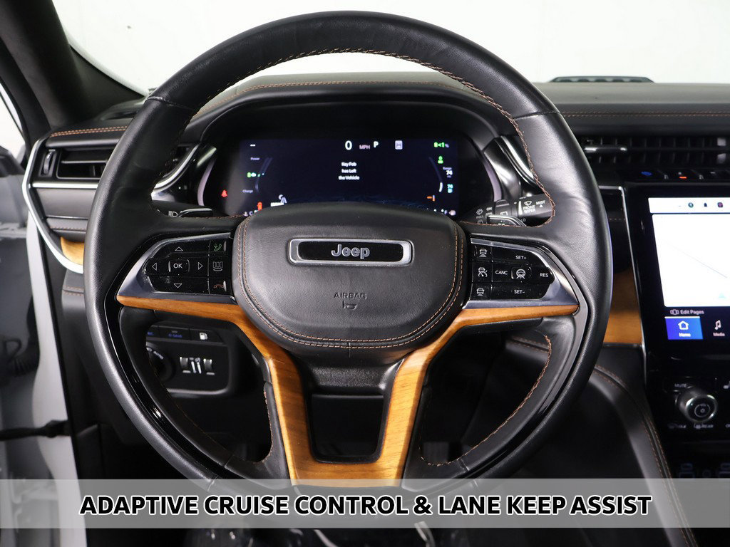 Used 2022 Jeep Grand Cherokee Summit AWD/4WD image 6