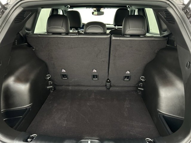 Used 2024 Jeep Compass Limited image 32