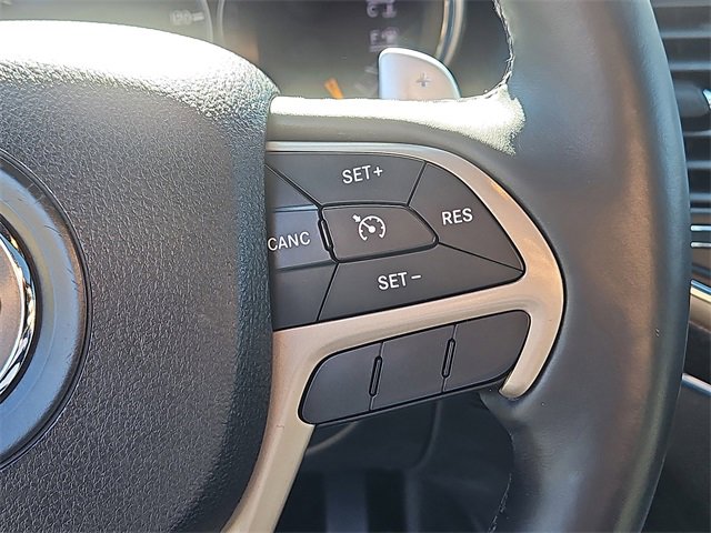 Used 2015 Jeep Grand Cherokee Limited w/ Luxury Group II image 30