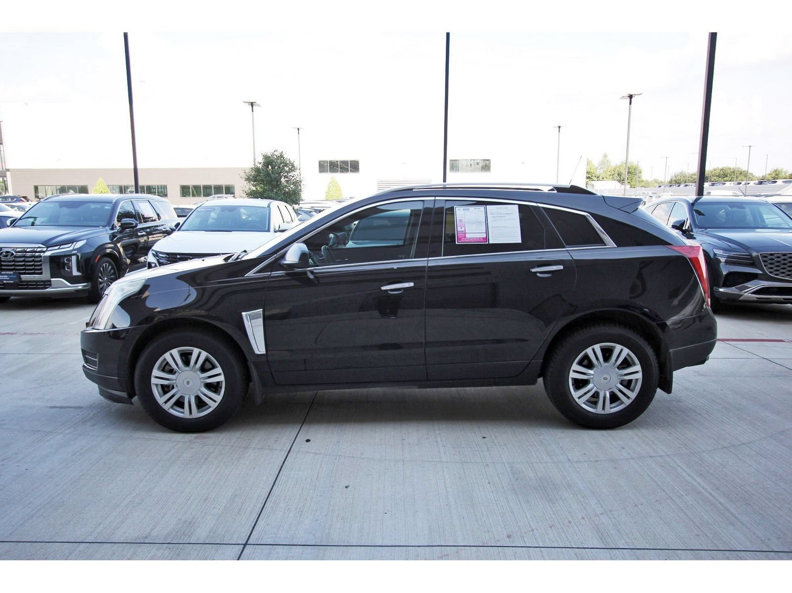 Used 2015 Cadillac SRX Luxury FWD image 5