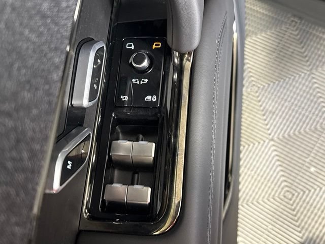New 2026 Land Rover Range Rover Sport Dynamic SE AWD/4WD image 32