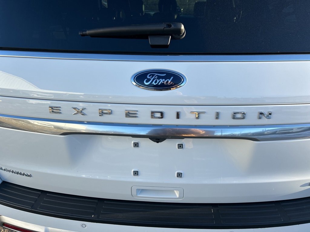 Used 2022 Ford Expedition Max Platinum image 32