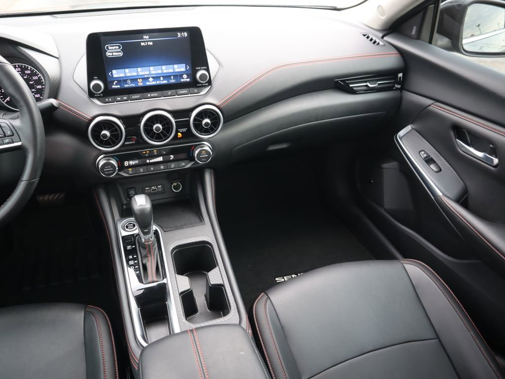 Used 2025 Nissan Sentra SR w/ SR Premium Package image 12