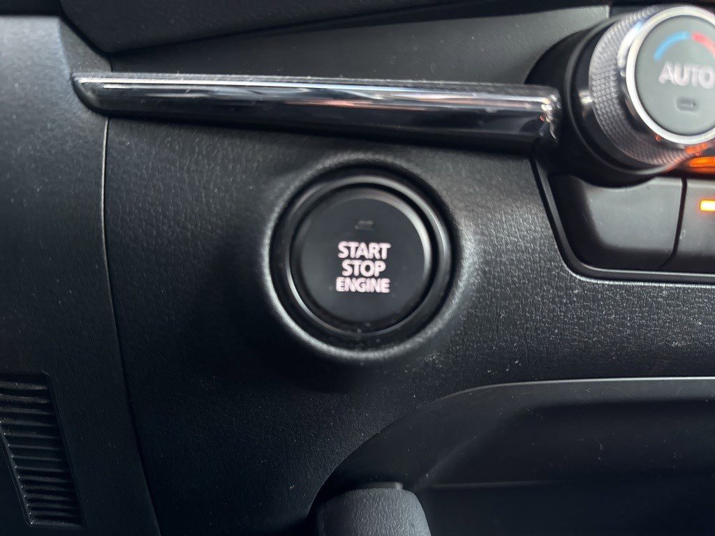 Used 2023 MAZDA MAZDA3 s image 14