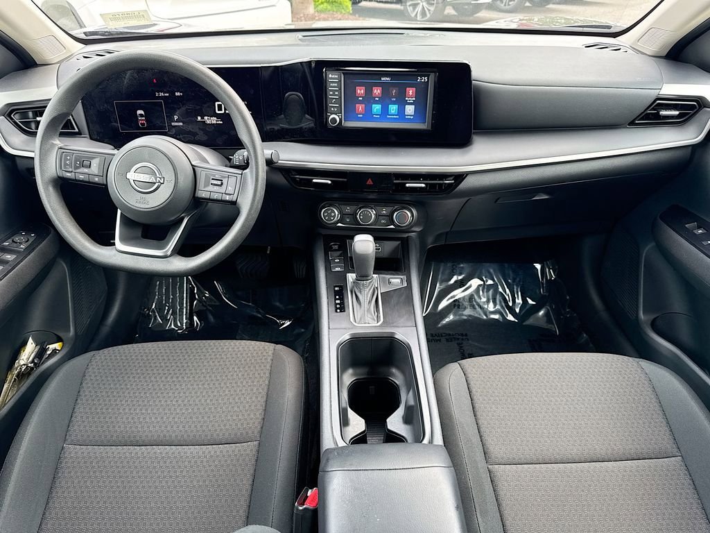 Used 2025 Nissan Kicks S FWD image 24