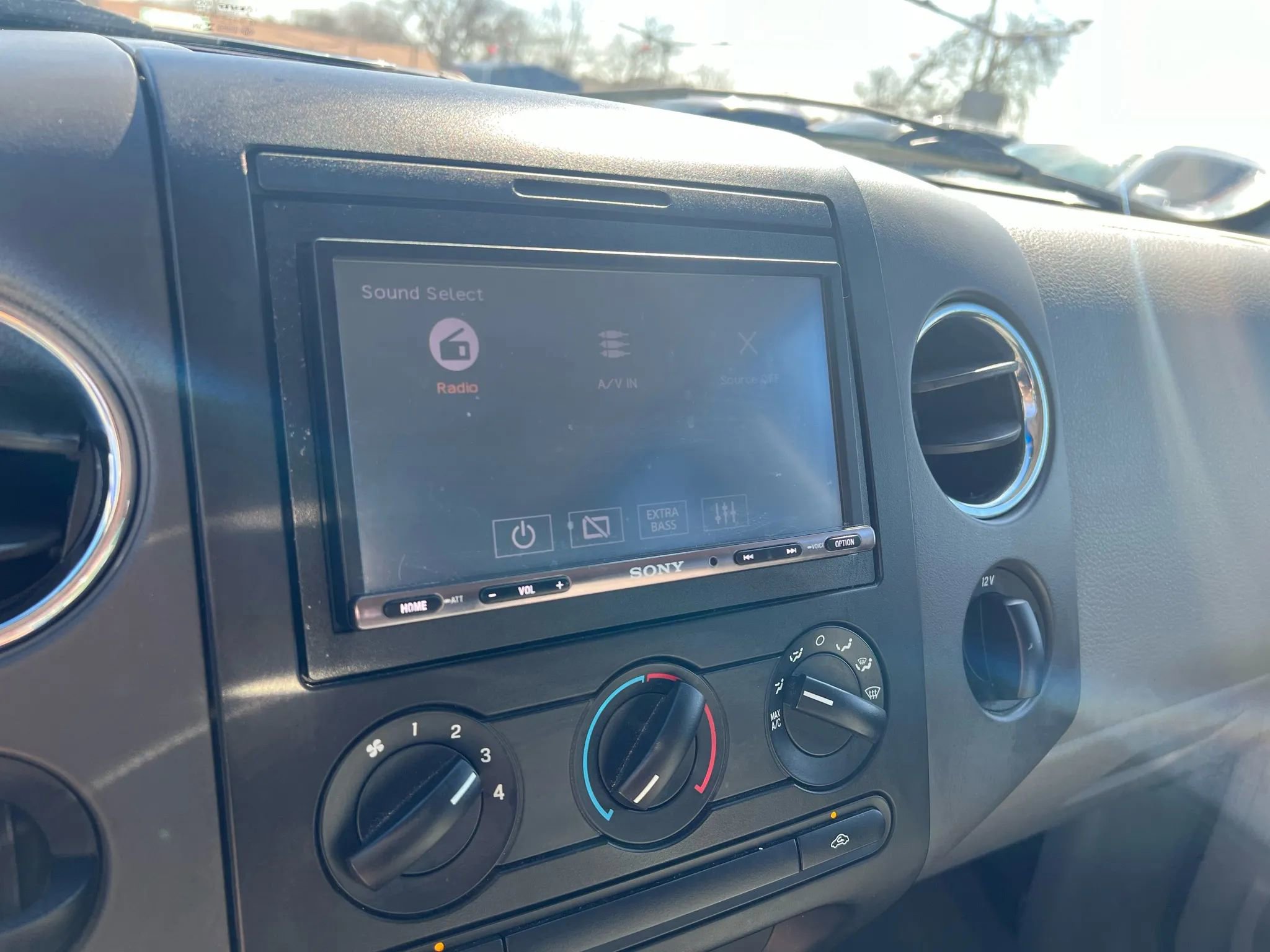 Used 2007 Ford F150 XLT image 14