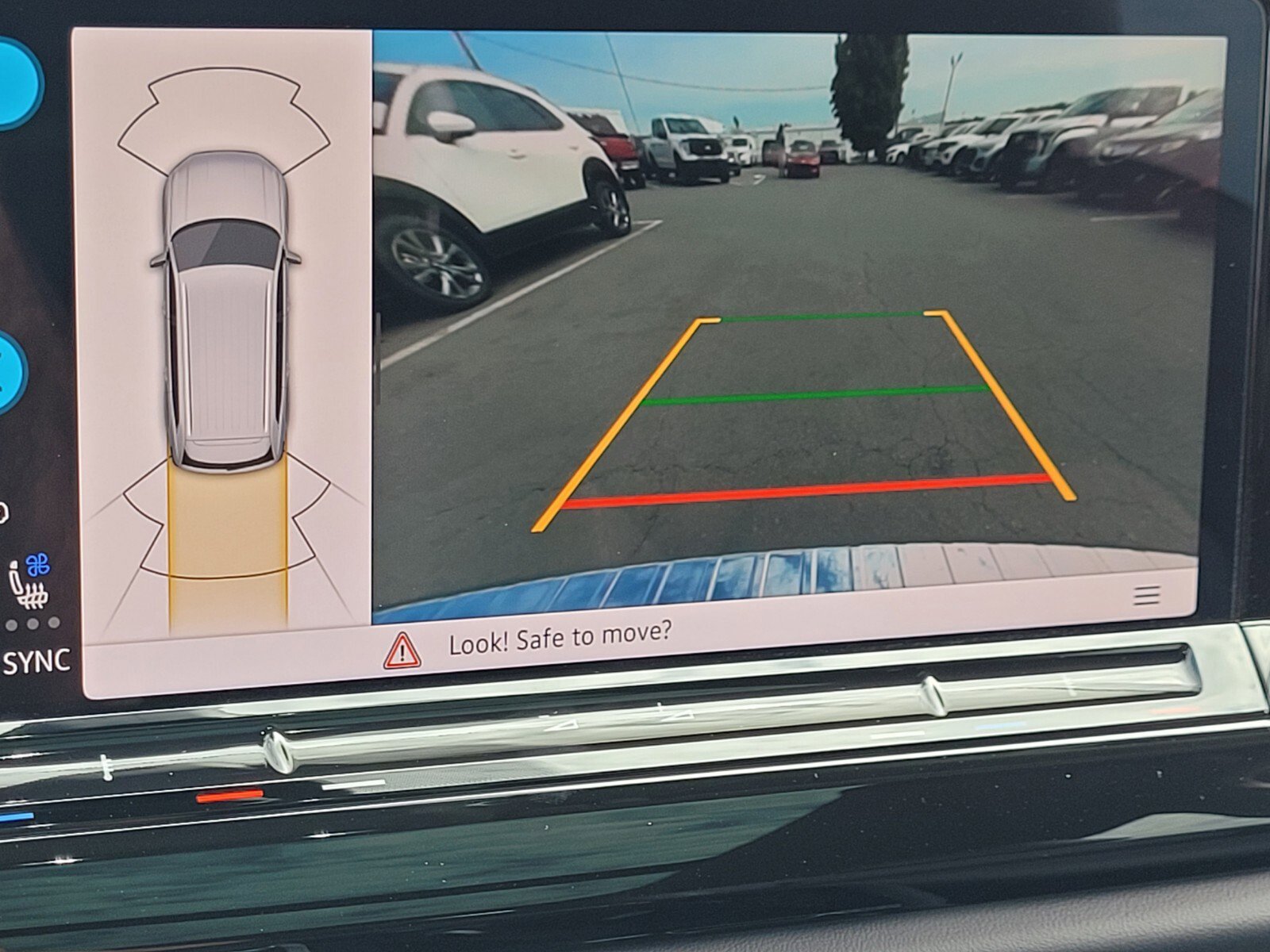 New 2026 Volkswagen Atlas SE image 15