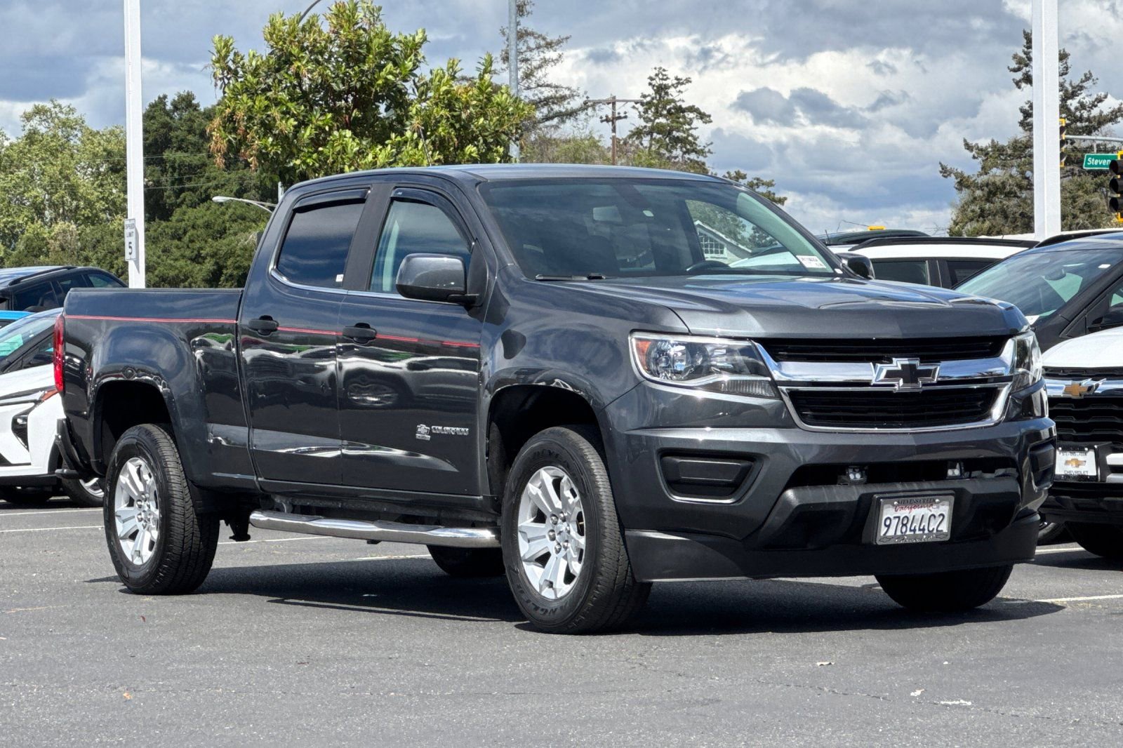 Used 2016 Chevrolet Colorado LT image 2