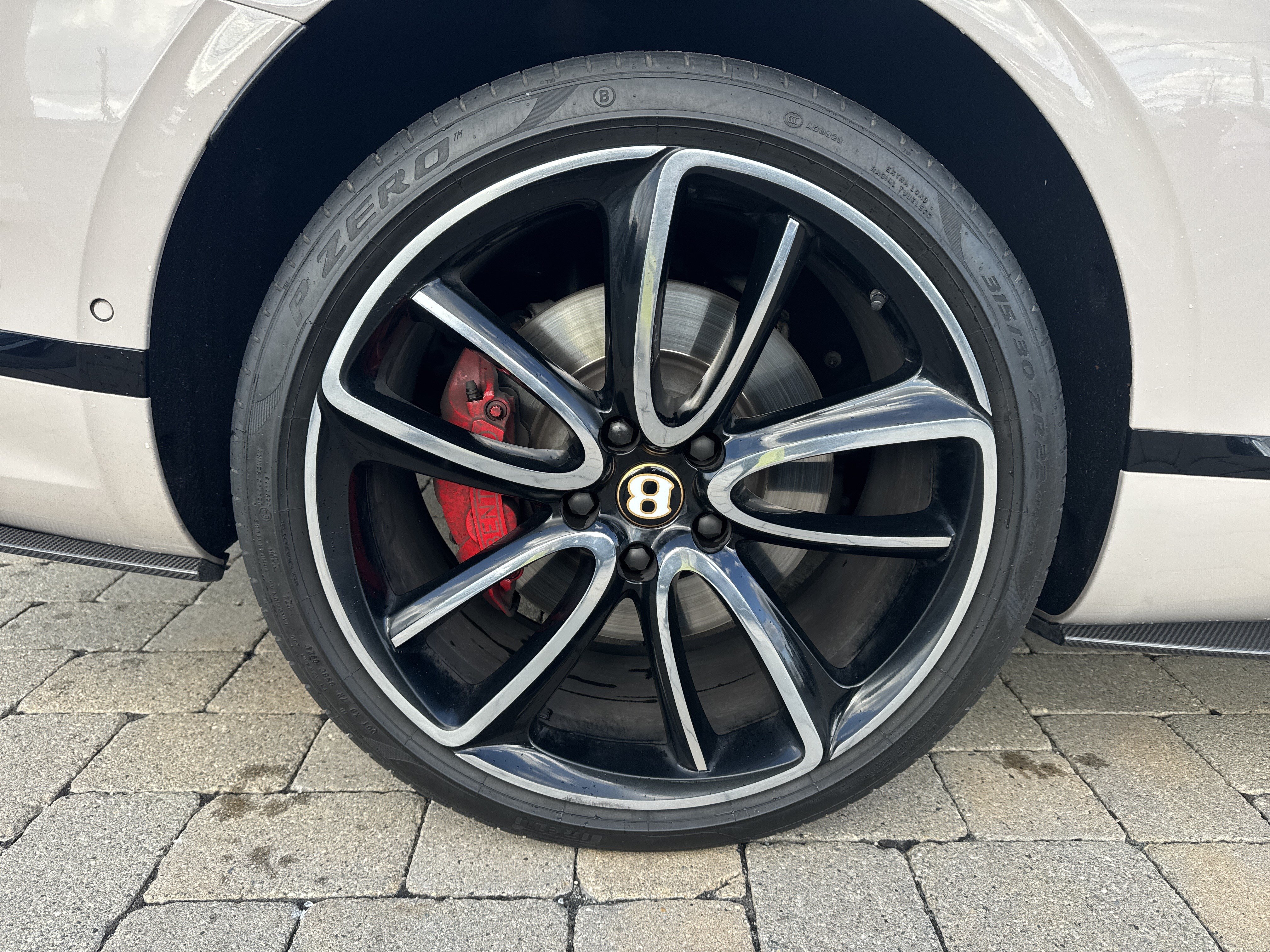 Used 2020 Bentley Continental GT AWD/4WD image 31