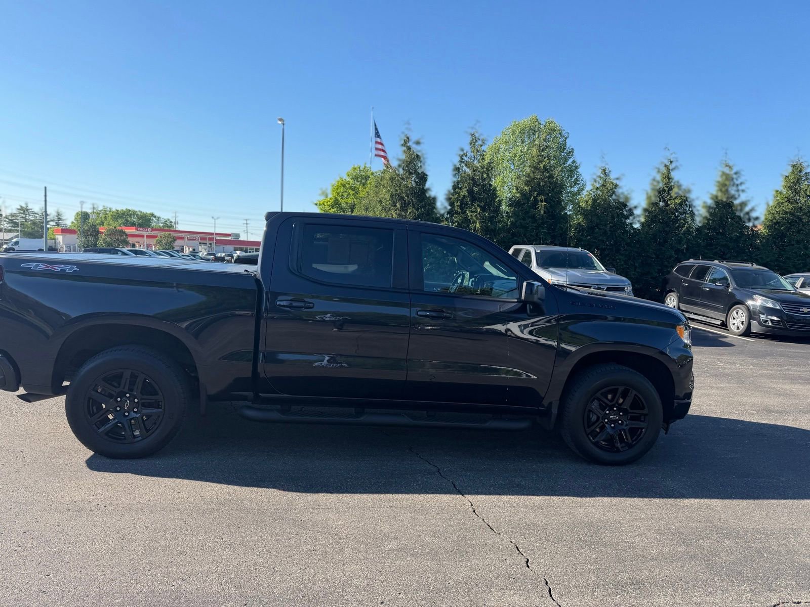Used 2023 Chevrolet Silverado 1500 RST w/ Convenience Package II AWD/4WD image 6