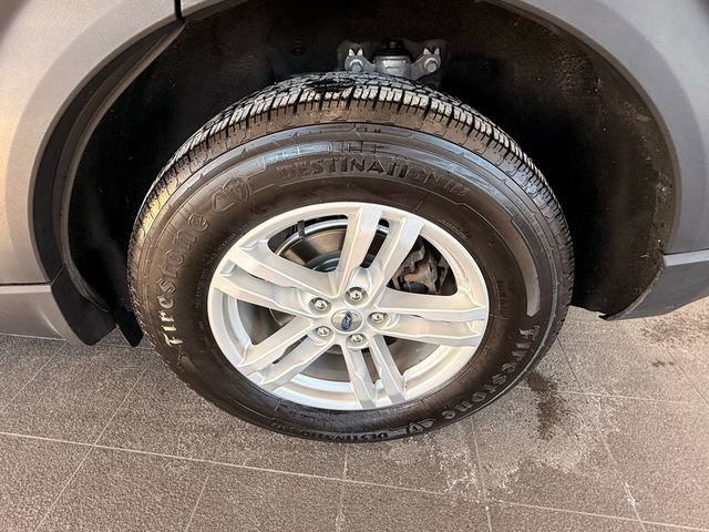 Used 2021 Ford Explorer XLT image 45