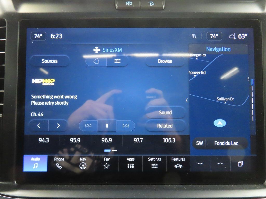 Used 2025 Ford F450 Platinum w/ FX4 Off-Road Package AWD/4WD image 21