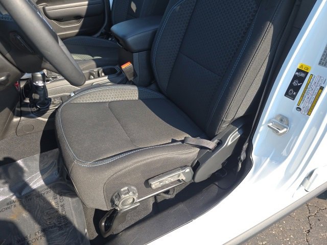 Used 2025 Jeep Wrangler Unlimited Rubicon 4xe w/ Safety Group image 15