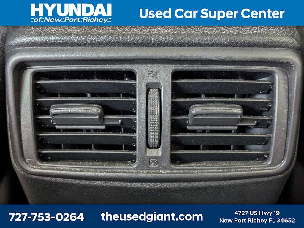 Used 2020 Nissan Rogue Sport S FWD image 16
