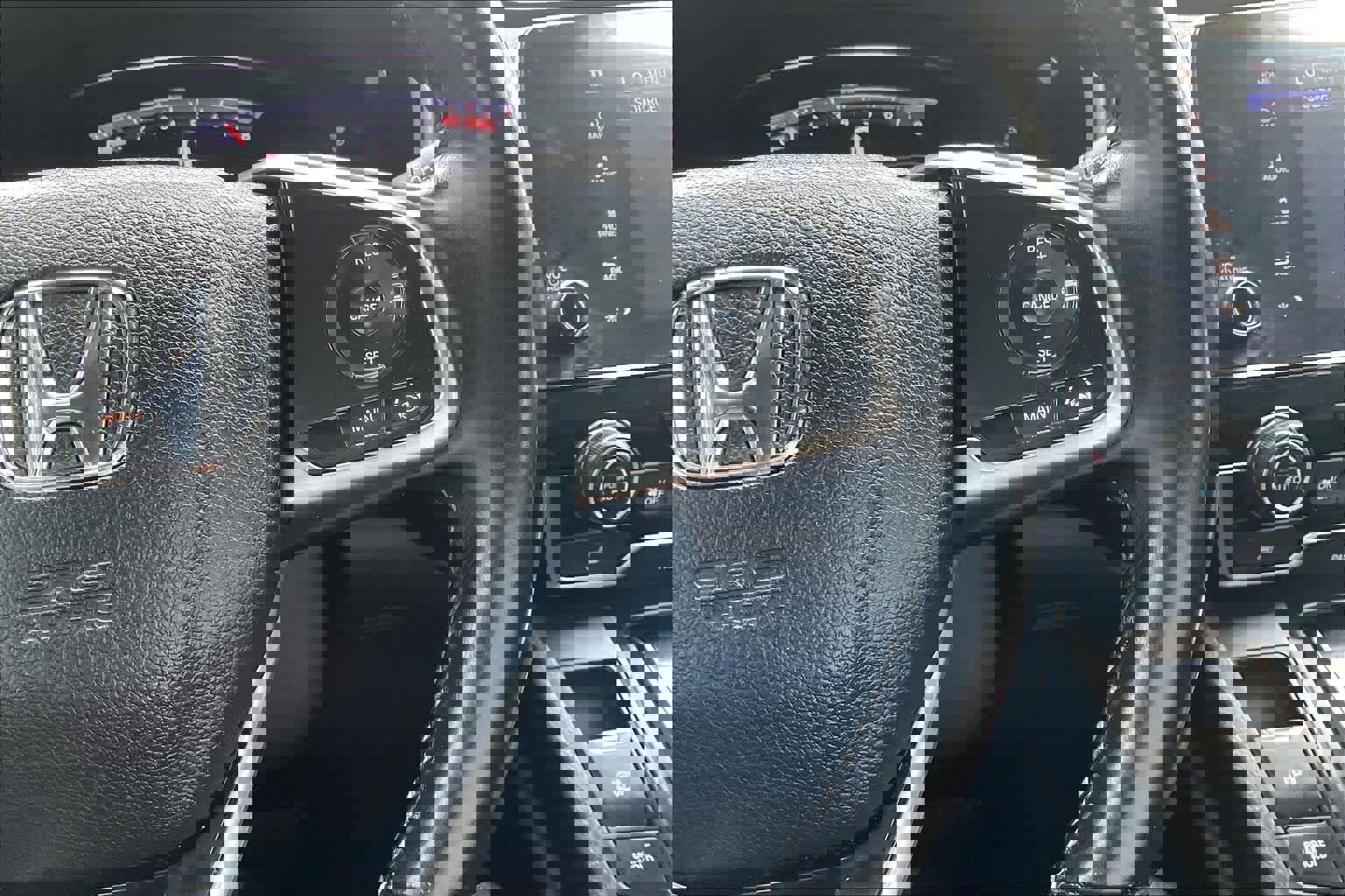 Used 2018 Honda CR-V Touring image 21