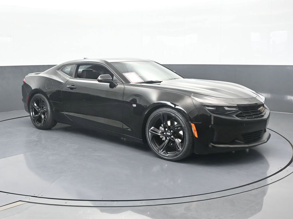 Used 2022 Chevrolet Camaro LT image 8