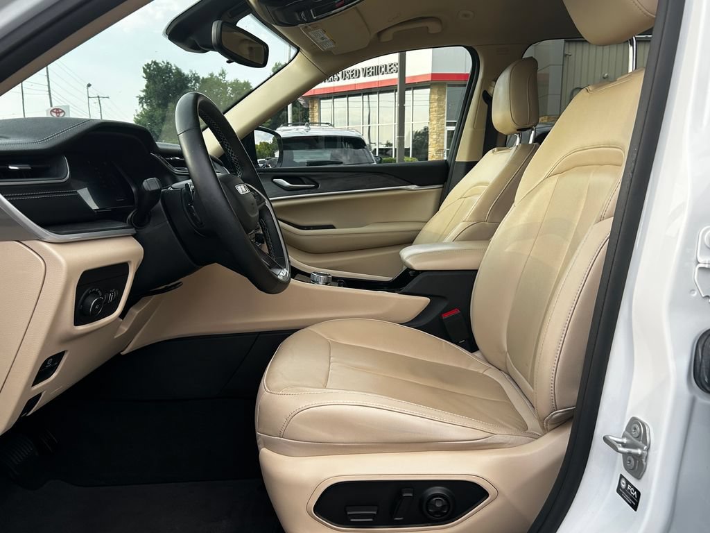 Used 2021 Jeep Grand Cherokee L Limited AWD/4WD image 26