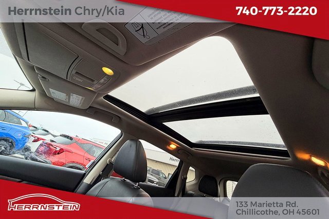 Used 2016 Nissan Rogue SL w/ SL Premium Package image 17