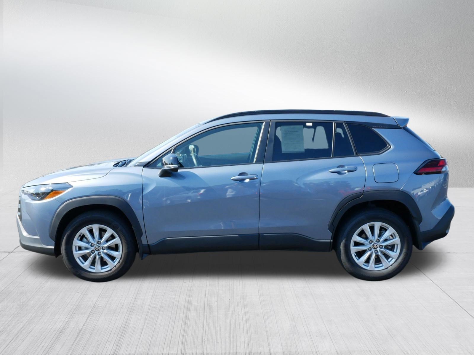 Certified 2026 Toyota Corolla Cross LE AWD/4WD image 4
