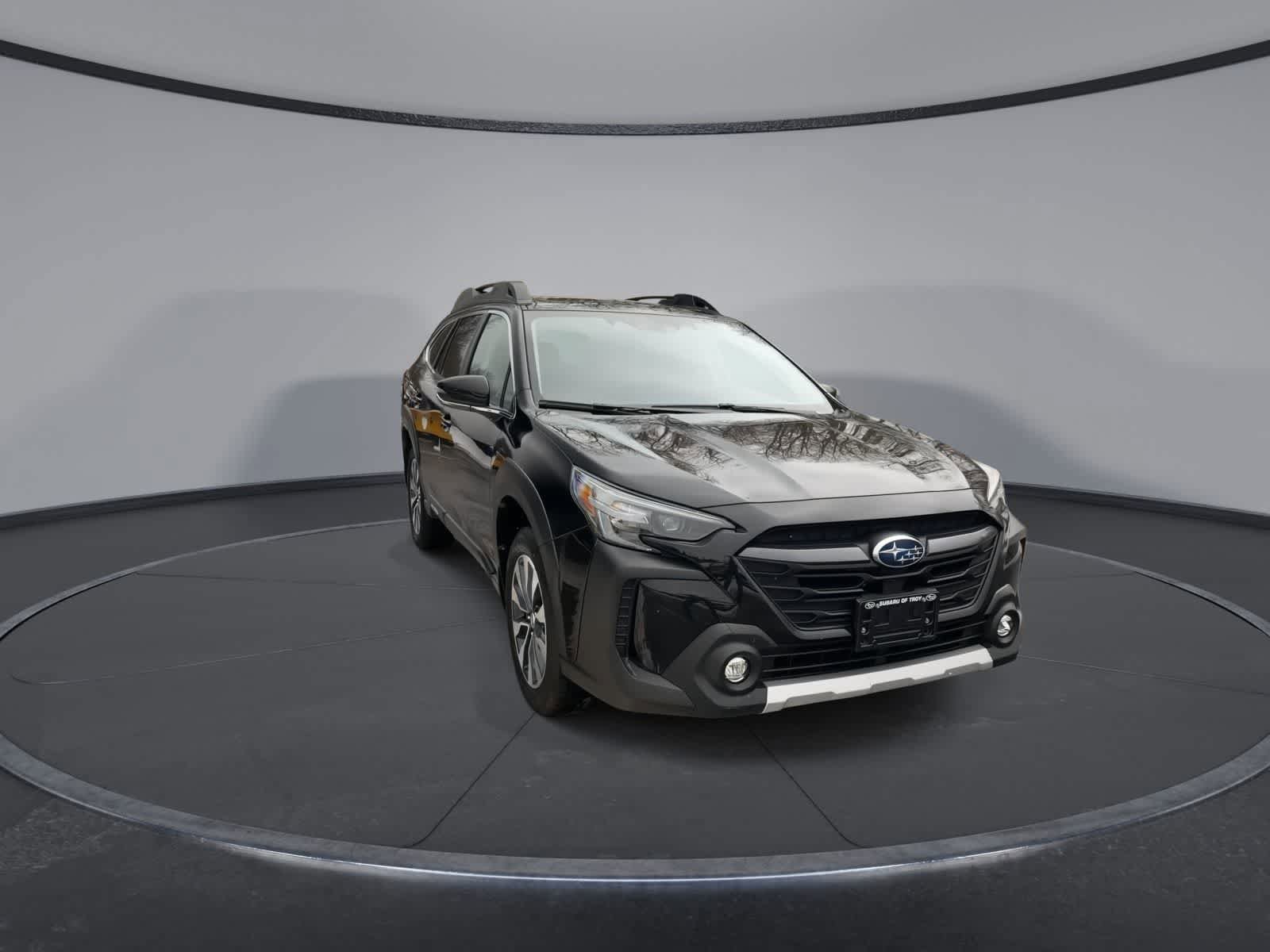 Used 2024 Subaru Outback Limited image 2