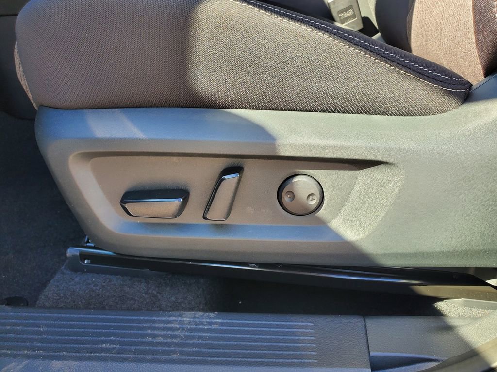 New 2026 Nissan Rogue SV image 19