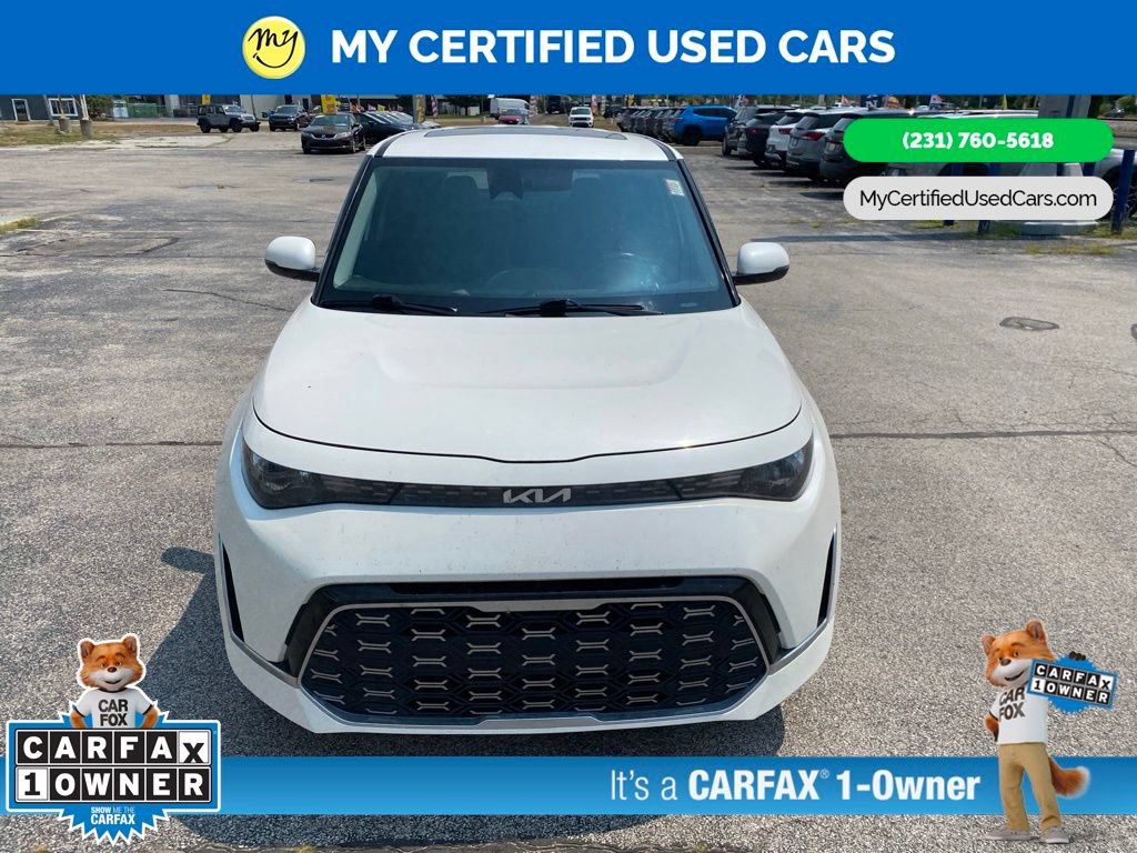 Used 2023 Kia Soul GT-Line FWD image 2