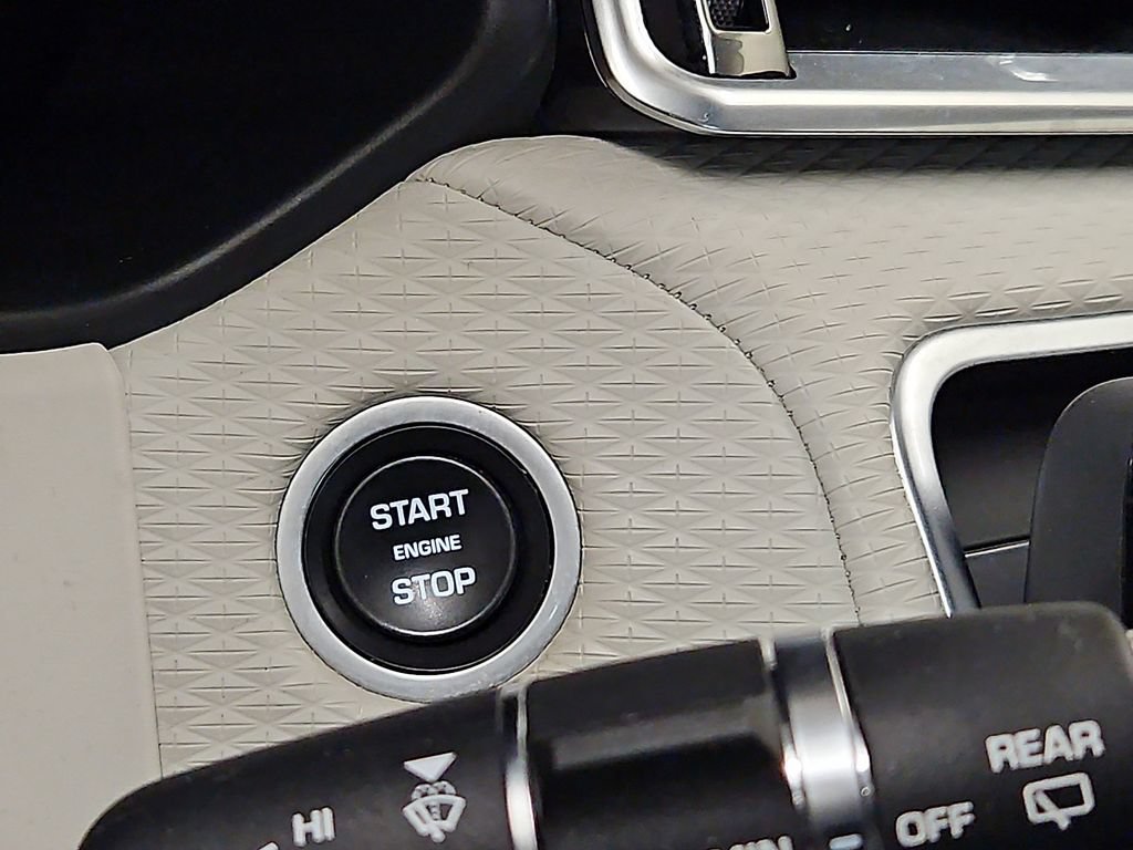 Used 2019 Land Rover Range Rover Velar R-Dynamic SE AWD/4WD image 20