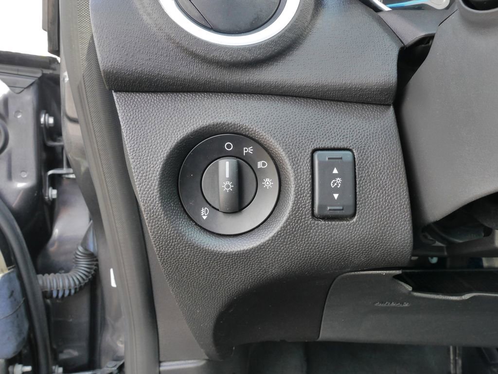 Used 2018 Ford Fiesta Titanium FWD image 23