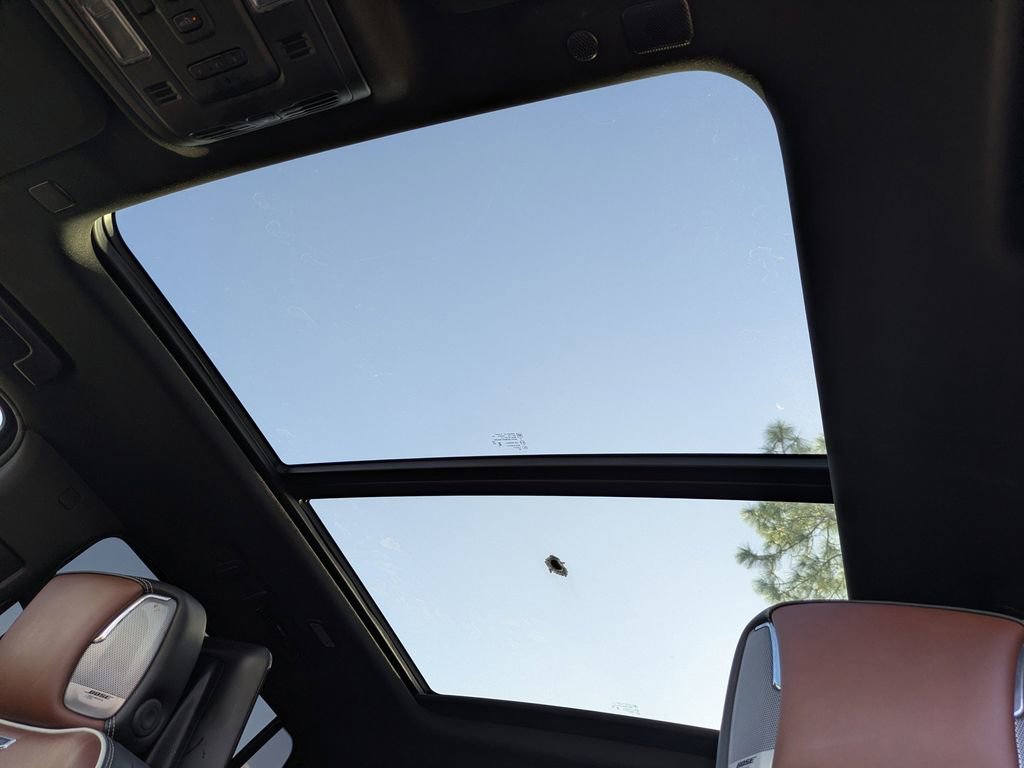 Used 2023 GMC Yukon Denali Ultimate image 24