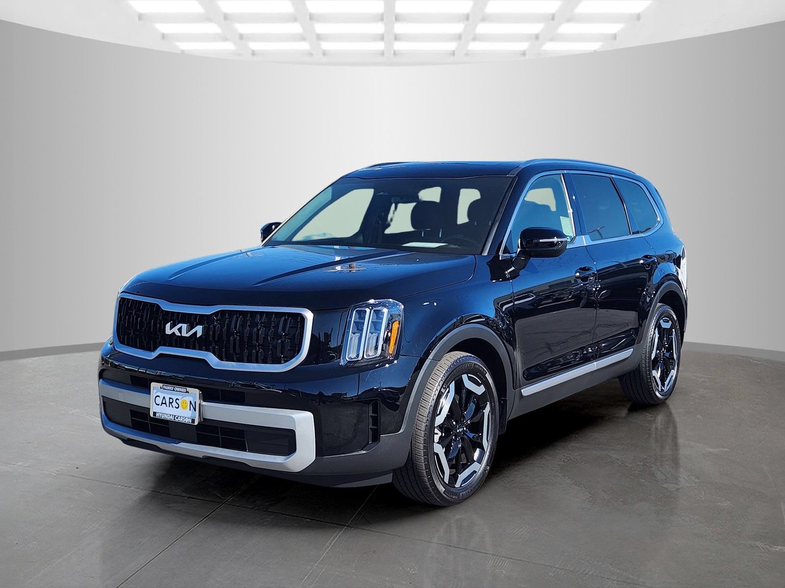 Used 2023 Kia Telluride EX w/ EX Captain's Chair Package AWD/4WD image 3