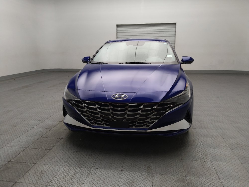 Used 2023 Hyundai Elantra SEL w/ Convenience Package FWD image 15