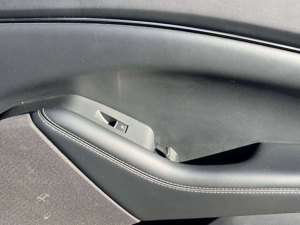 Used 2022 Ford Mustang Mach-E Select image 20