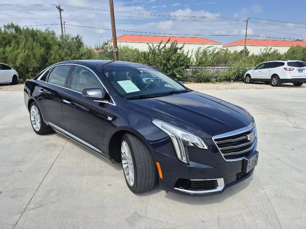 Used 2018 Cadillac XTS Luxury AWD/4WD image 4