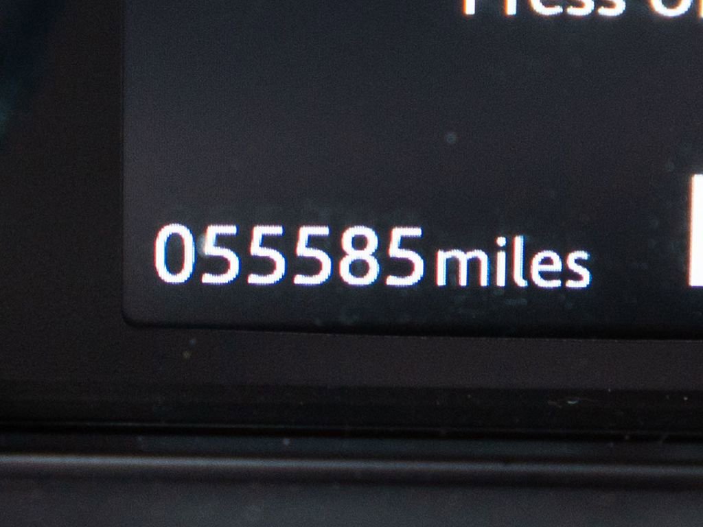 Used 2020 Jaguar F-PACE Premium AWD/4WD image 18