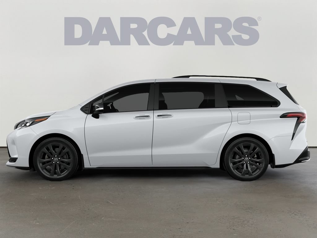 New 2026 Toyota Sienna XSE FWD image 2