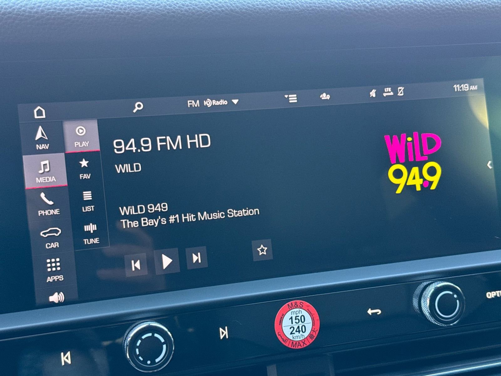 Certified 2025 Porsche Macan image 21