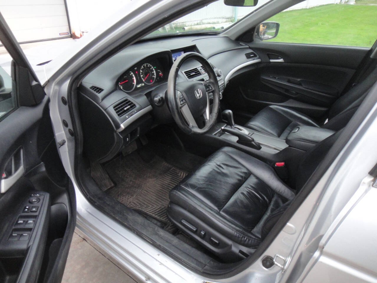 Used 2011 Honda Accord SE image 14