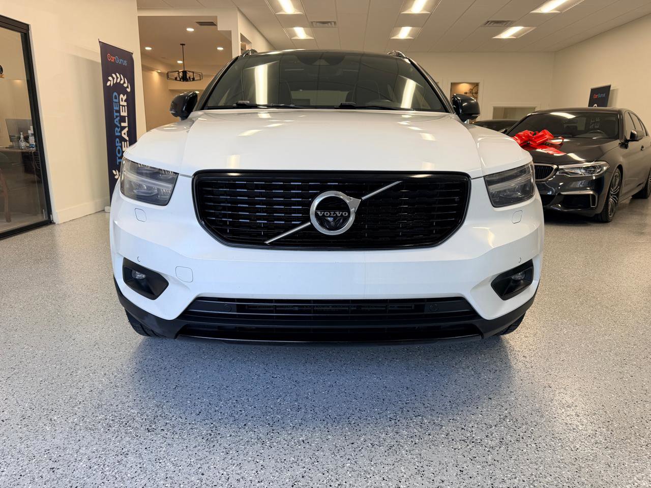Used 2021 Volvo XC40 T4 R-Design w/ Advanced Package image 12
