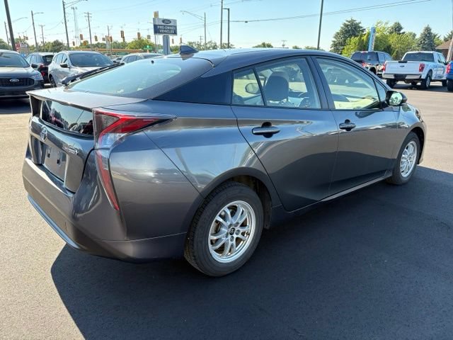 Used 2016 Toyota Prius Two FWD image 5