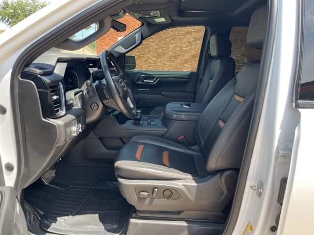 Used 2024 GMC Sierra 1500 AT4 w/ Technology Package AWD/4WD image 16