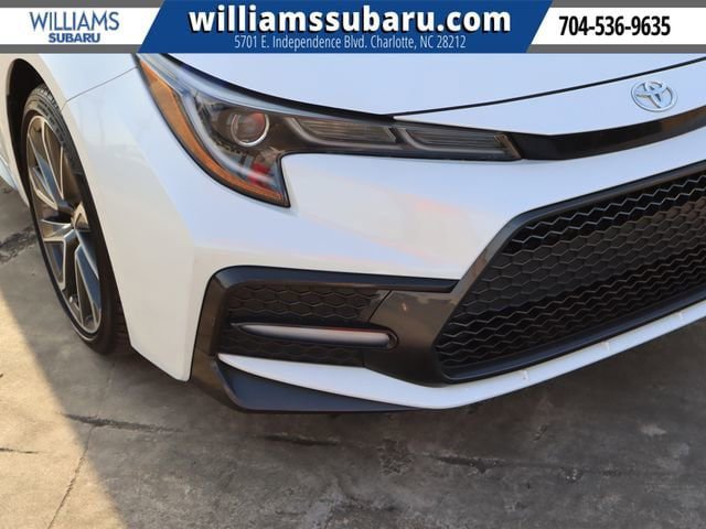 Used 2021 Toyota Corolla SE w/ SE Premium Package FWD image 11